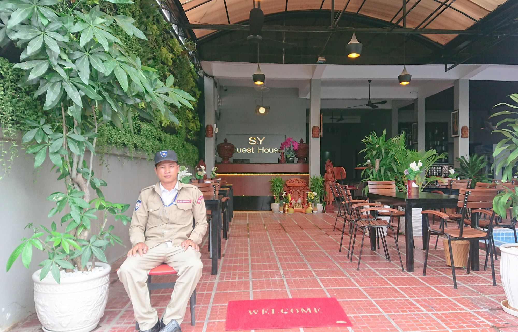 Sy Guesthouse Phnom Penh Exterior photo