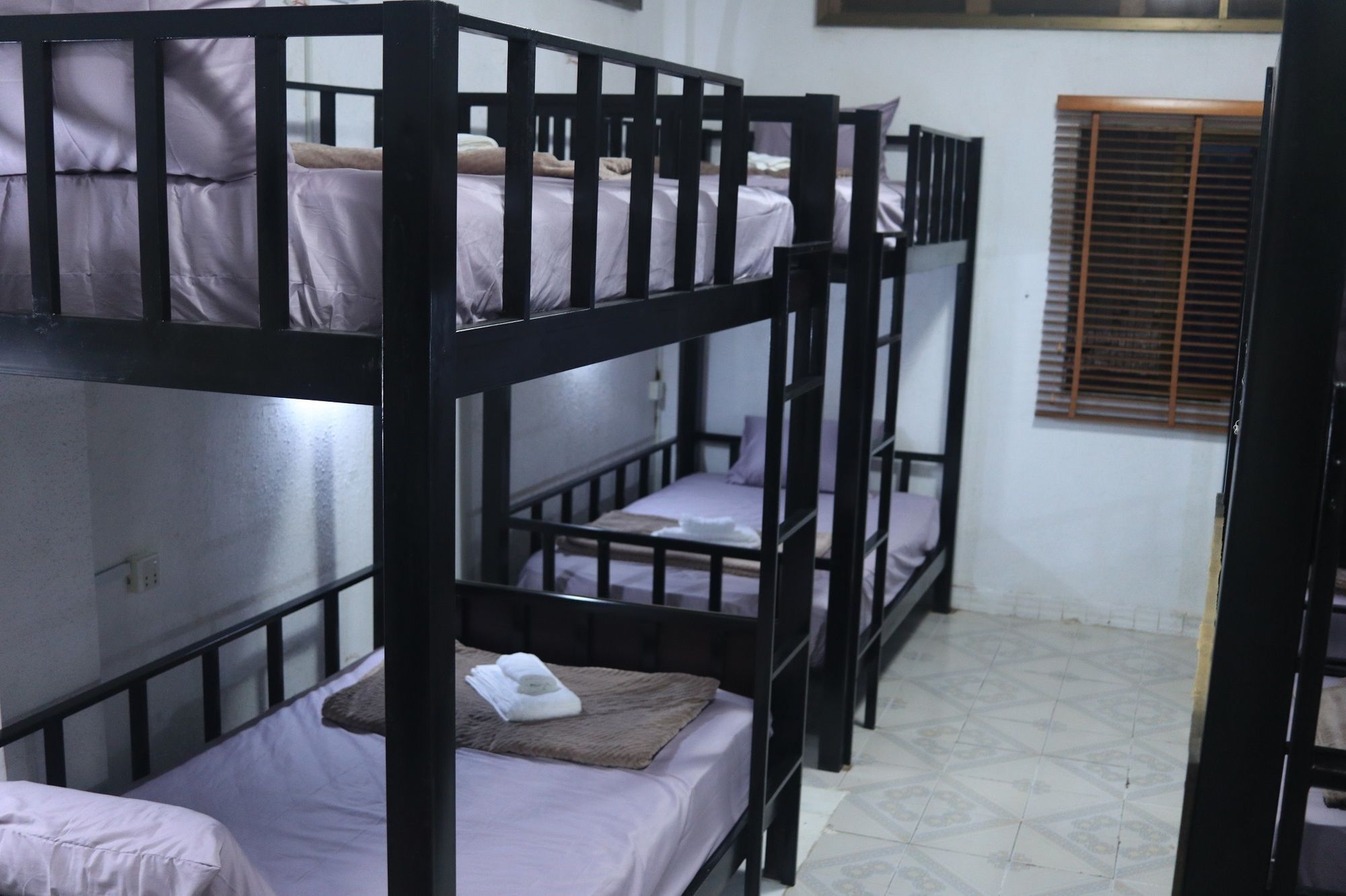 Sy Guesthouse Phnom Penh Exterior photo