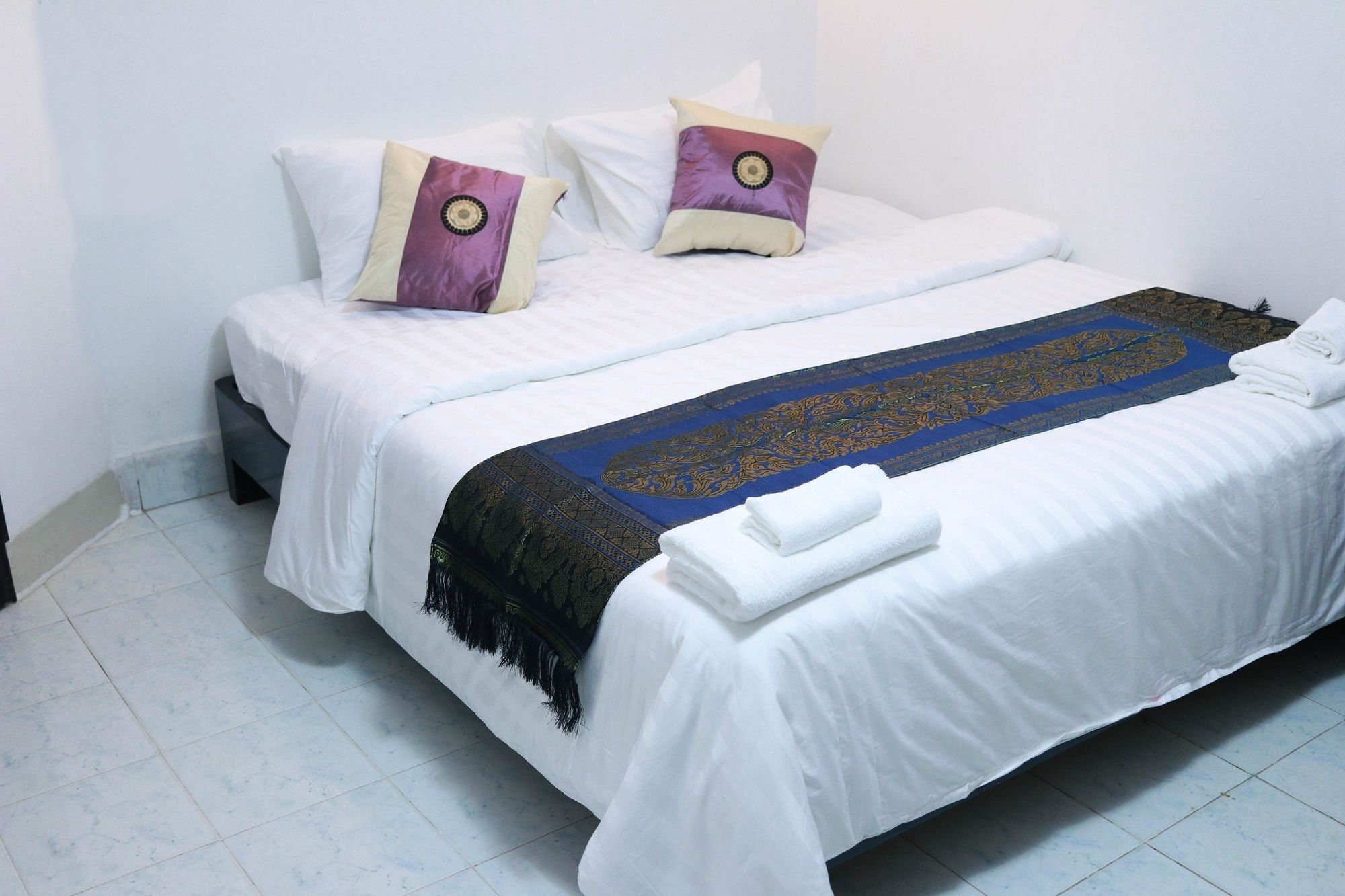 Sy Guesthouse Phnom Penh Exterior photo