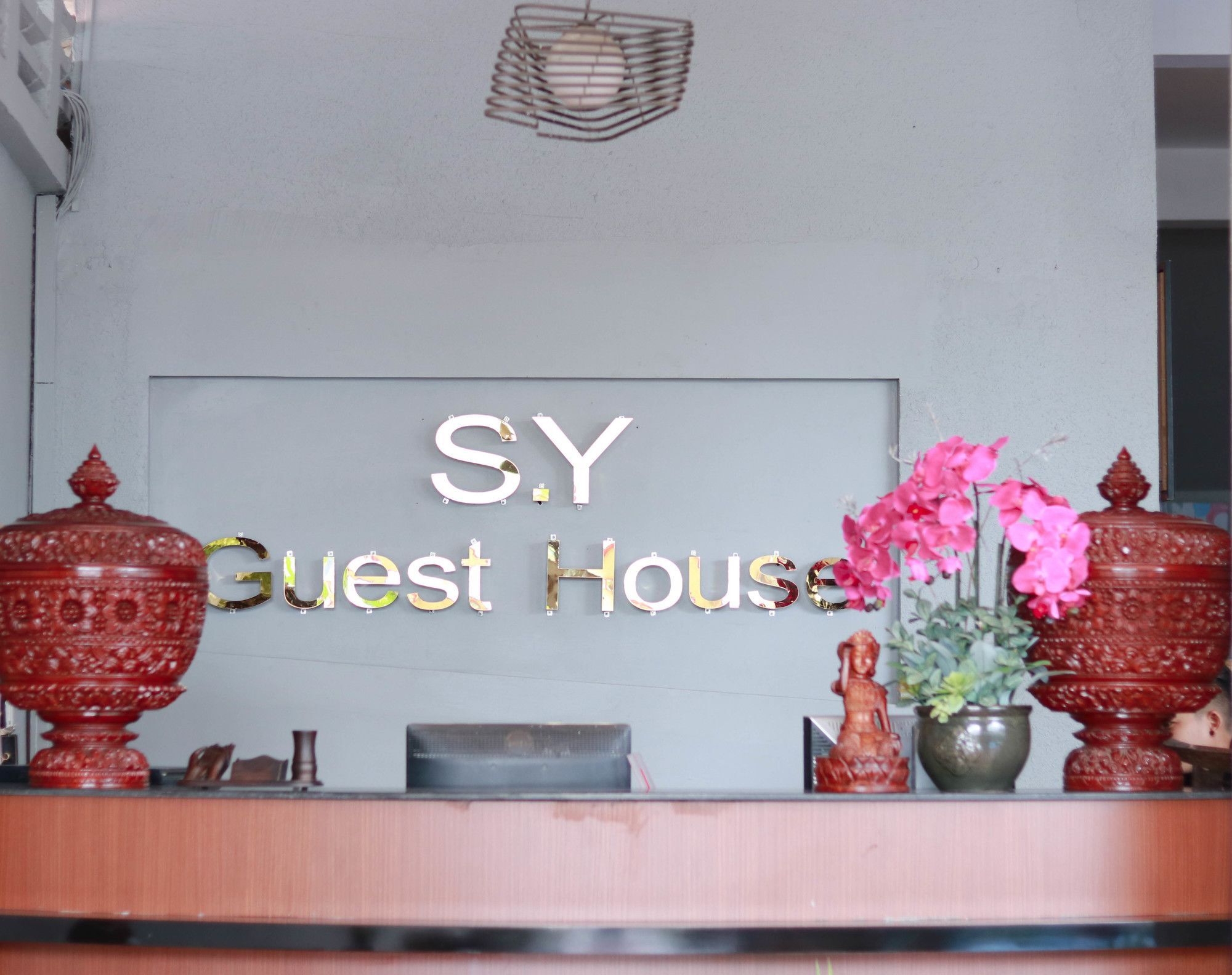 Sy Guesthouse Phnom Penh Exterior photo