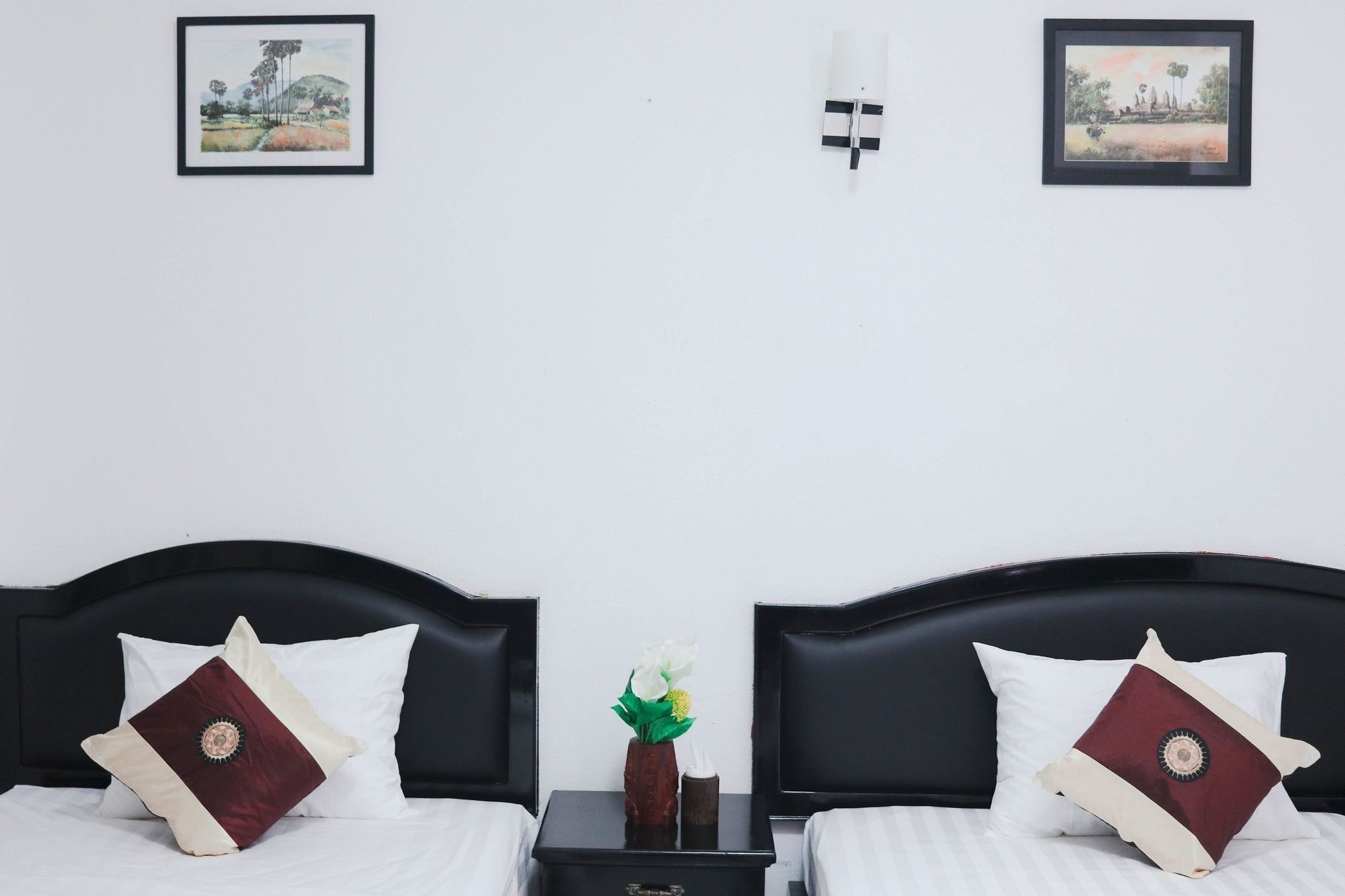 Sy Guesthouse Phnom Penh Exterior photo